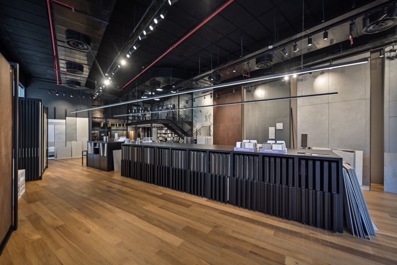 אולם תצוגה LIMA רמת החייל